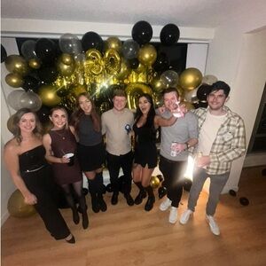 Meet your Posher, Casey